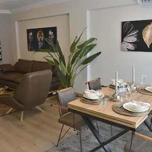 Apartment Sea View, Your In The Center Of Alsancak Izmir